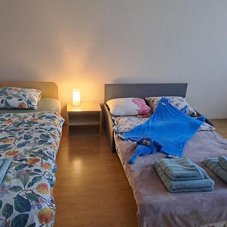 Levskig Studio 10 Min From Sofia Airport And City Centre Buitenkant foto
